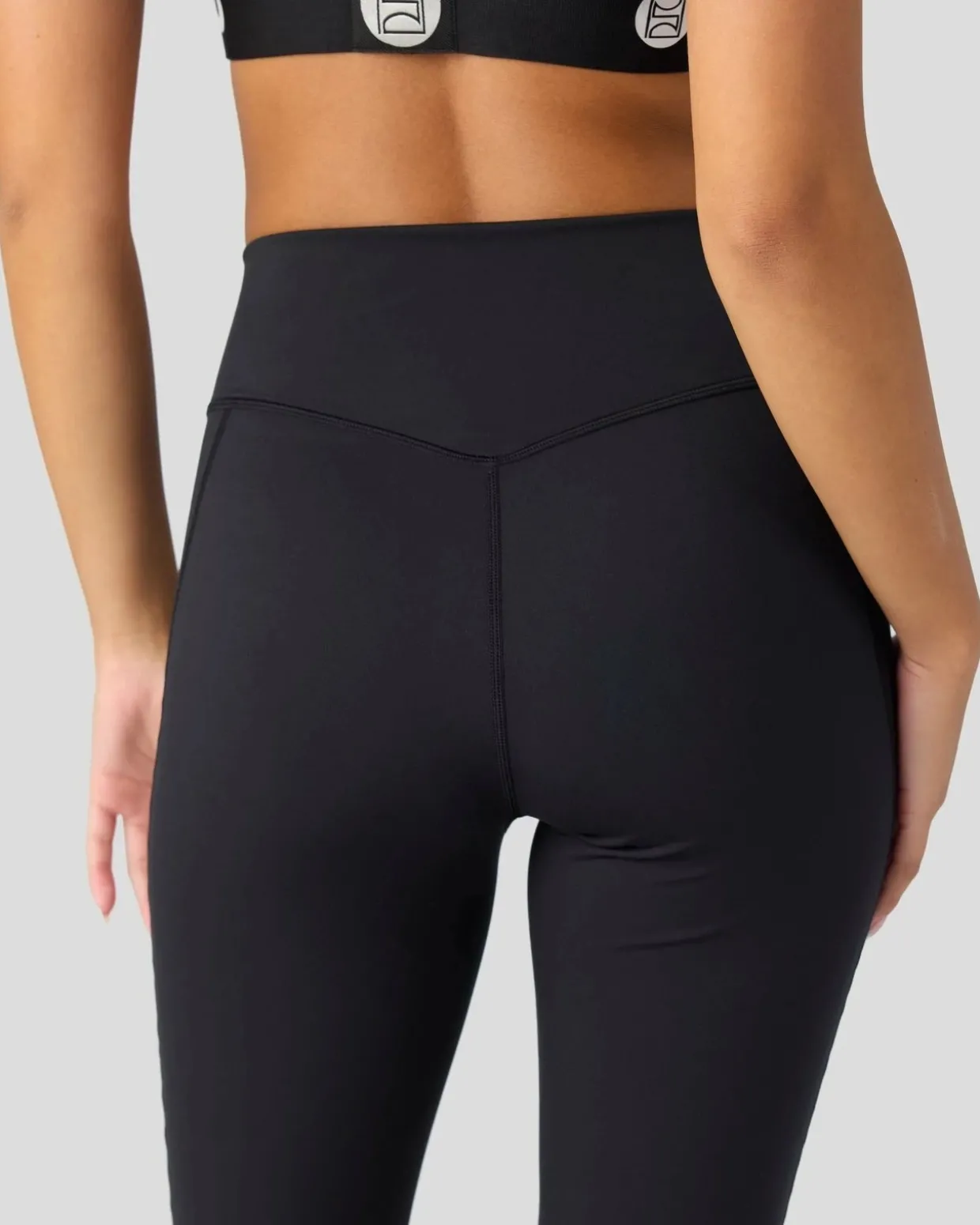 ProLuxe - Black