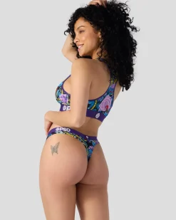 Violet Paisley